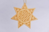 Stern zum Aufh&auml;ngen aus Linde geschnitzt